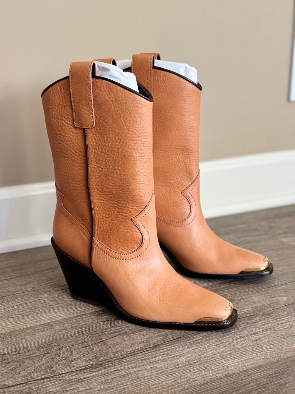 Tory Burch Western Mid Boots 75mm Brandy Gold Accent Nevada Leather Size 7.5 Tan